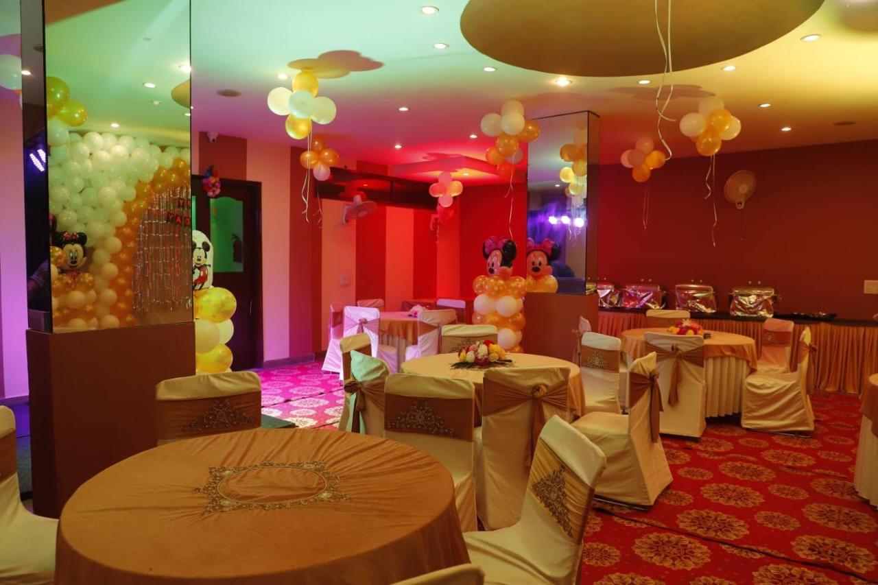 Nikko Blue - Boutique Hotel Gurgaon Esterno foto