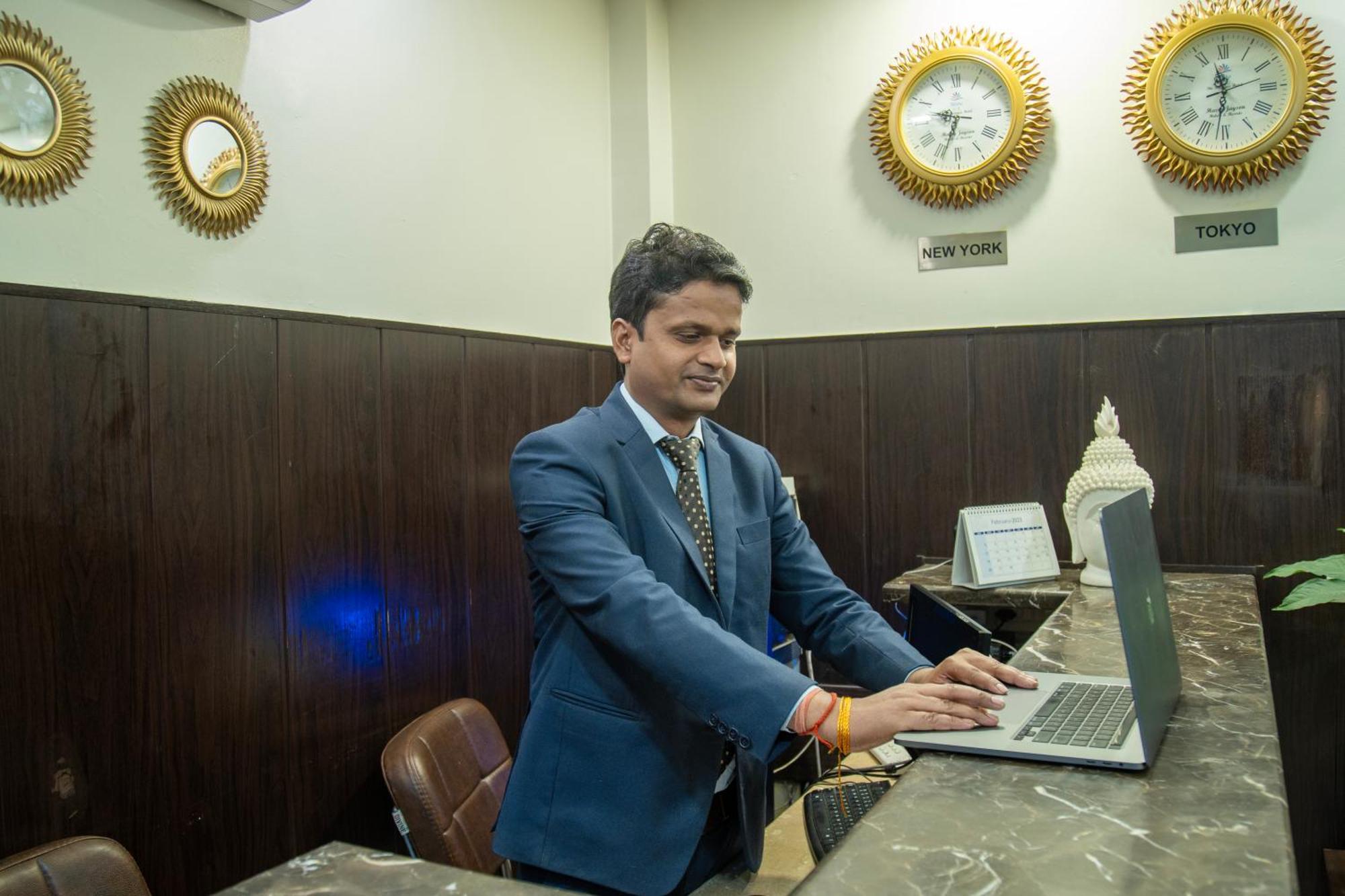 Nikko Blue - Boutique Hotel Gurgaon Esterno foto