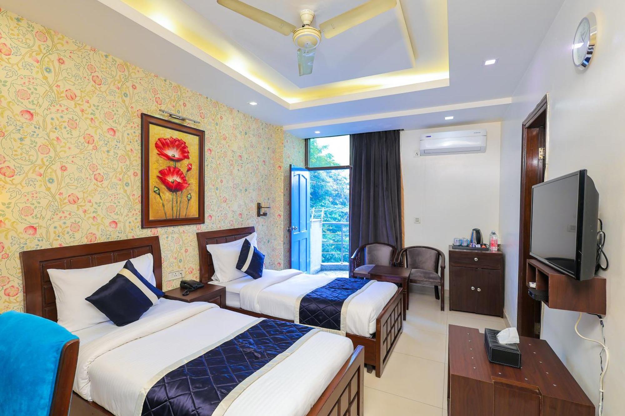 Nikko Blue - Boutique Hotel Gurgaon Esterno foto