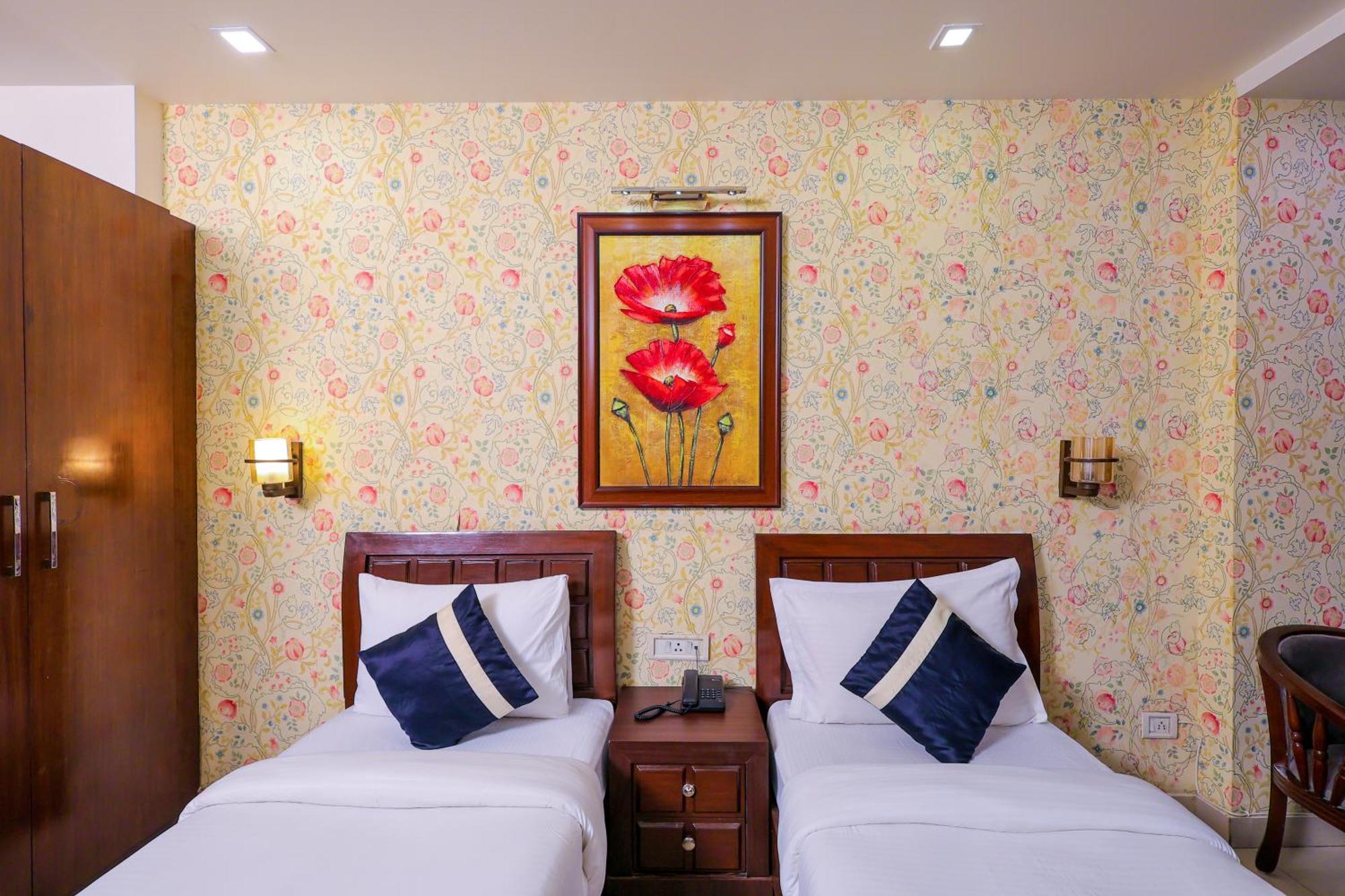 Nikko Blue - Boutique Hotel Gurgaon Esterno foto
