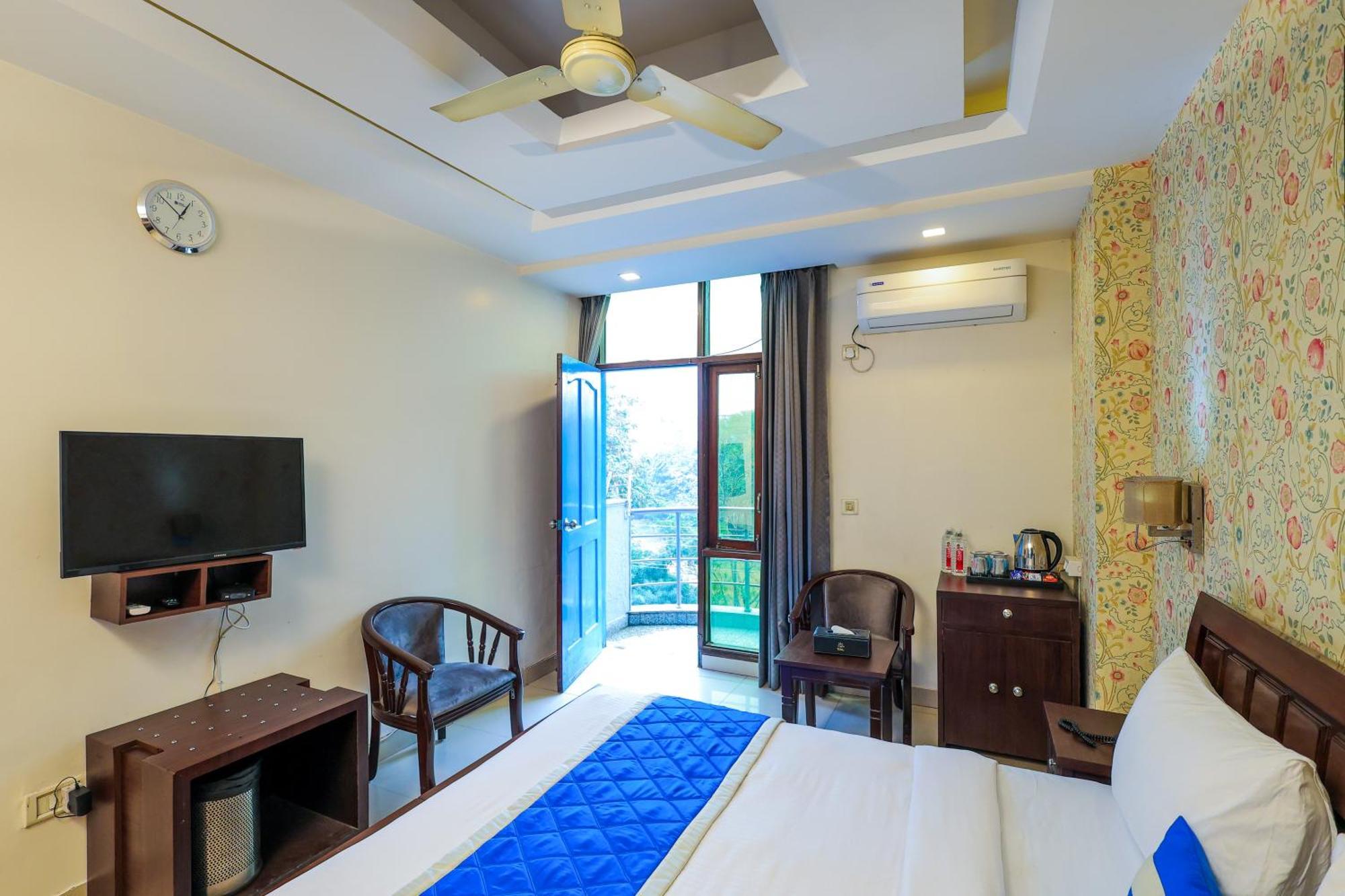 Nikko Blue - Boutique Hotel Gurgaon Esterno foto